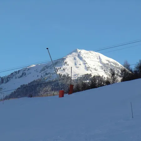 Apartment Aux Pieds Avec Terrasse Et Parking - Fr-1-181-2847 La Plagne