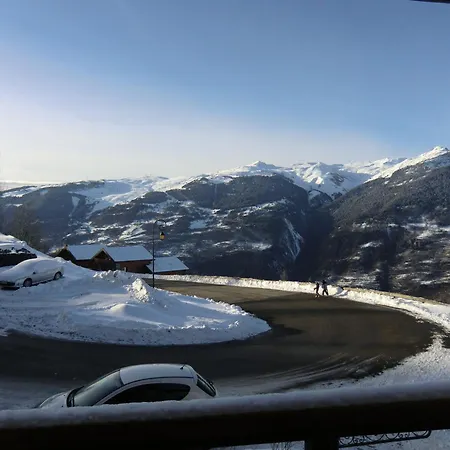 Aux Pieds Avec Terrasse Et Parking - Fr-1-181-2847 La Plagne